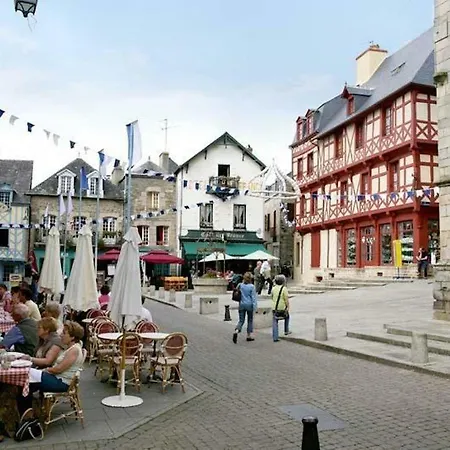 Josselin Church View . Exterior photo